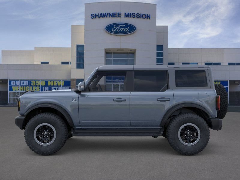 New 2025 Ford Bronco Outer Banks w/ Sasquatch Package AWD/4WD image 3