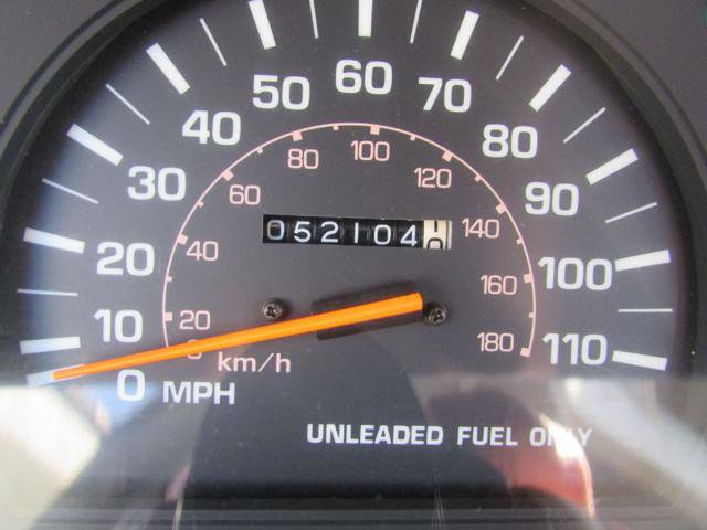 Used 1986 Toyota Pickup 2WD Regular Cab Long Bed image 12