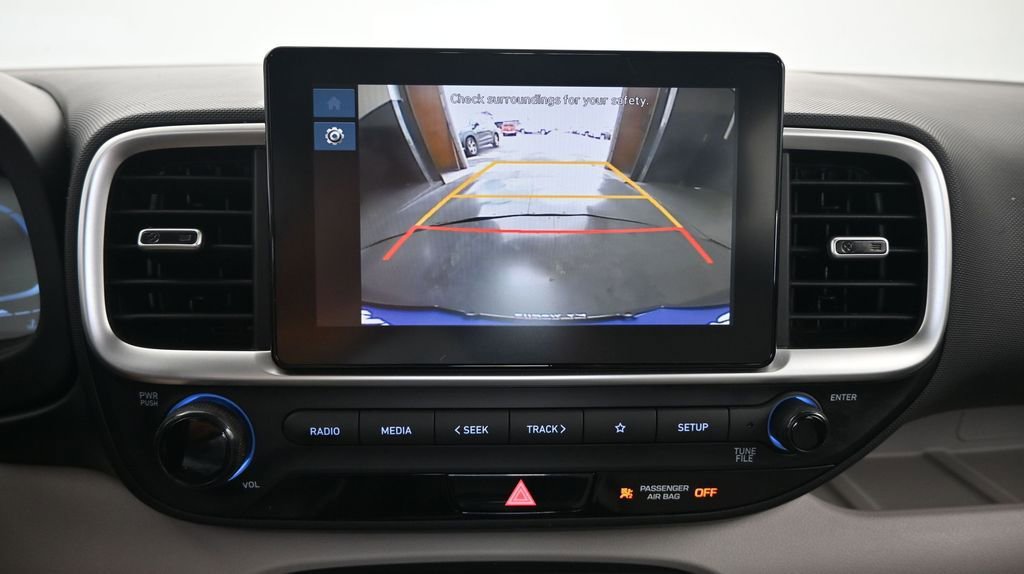 Used 2023 Hyundai Venue SEL FWD image 31