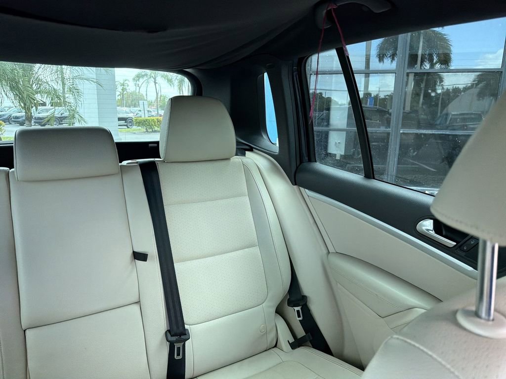 Used 2016 Volkswagen Tiguan R-Line image 15
