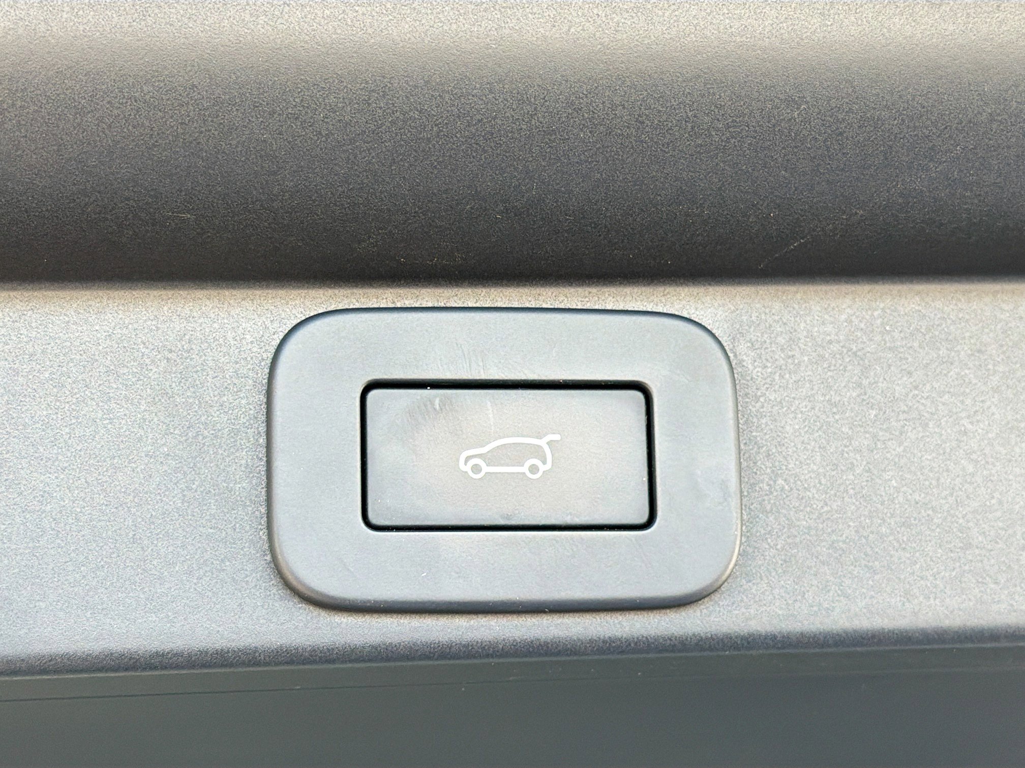 Used 2023 Land Rover Range Rover SV image 14