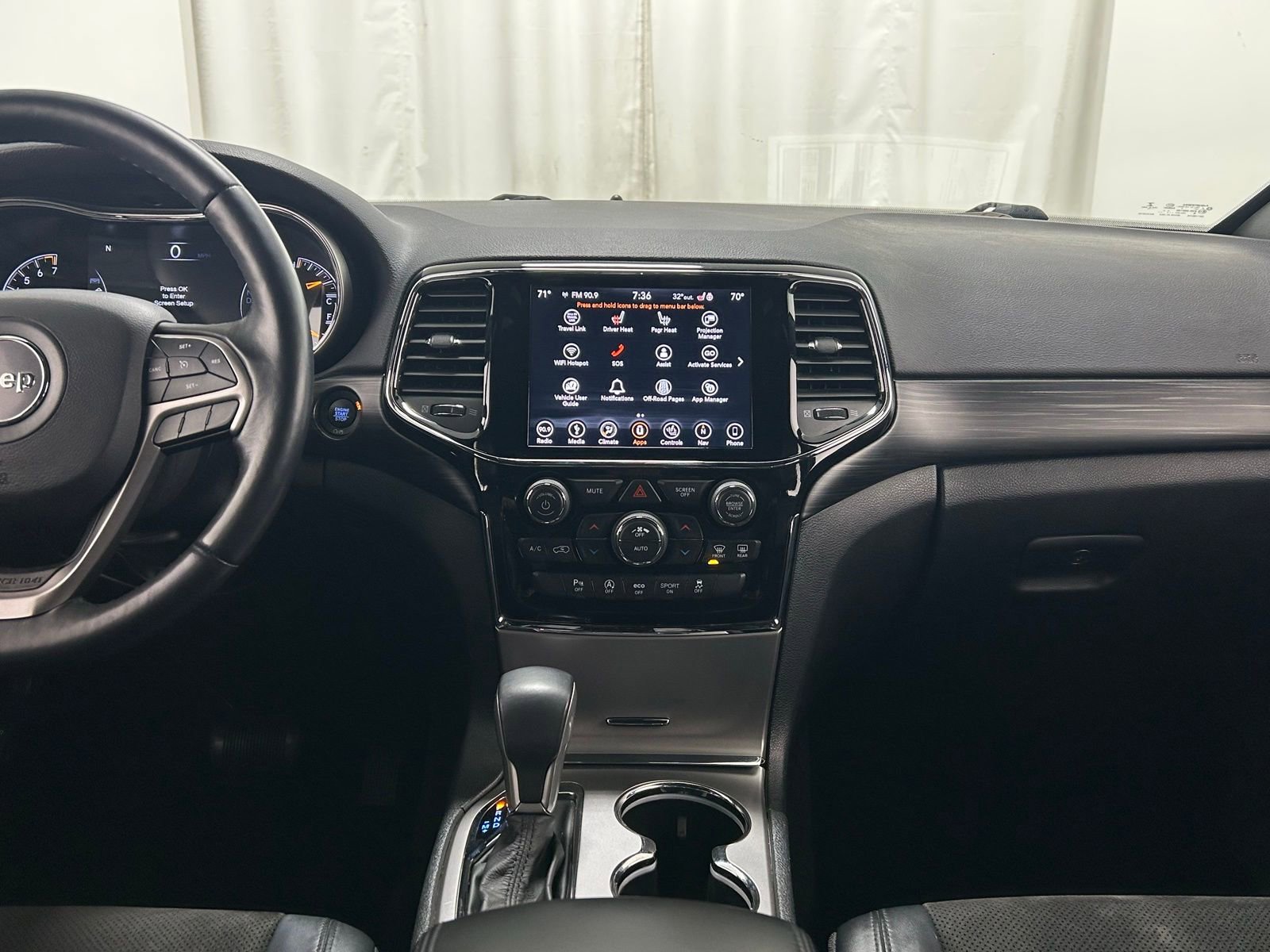 Used 2019 Jeep Grand Cherokee Altitude image 9