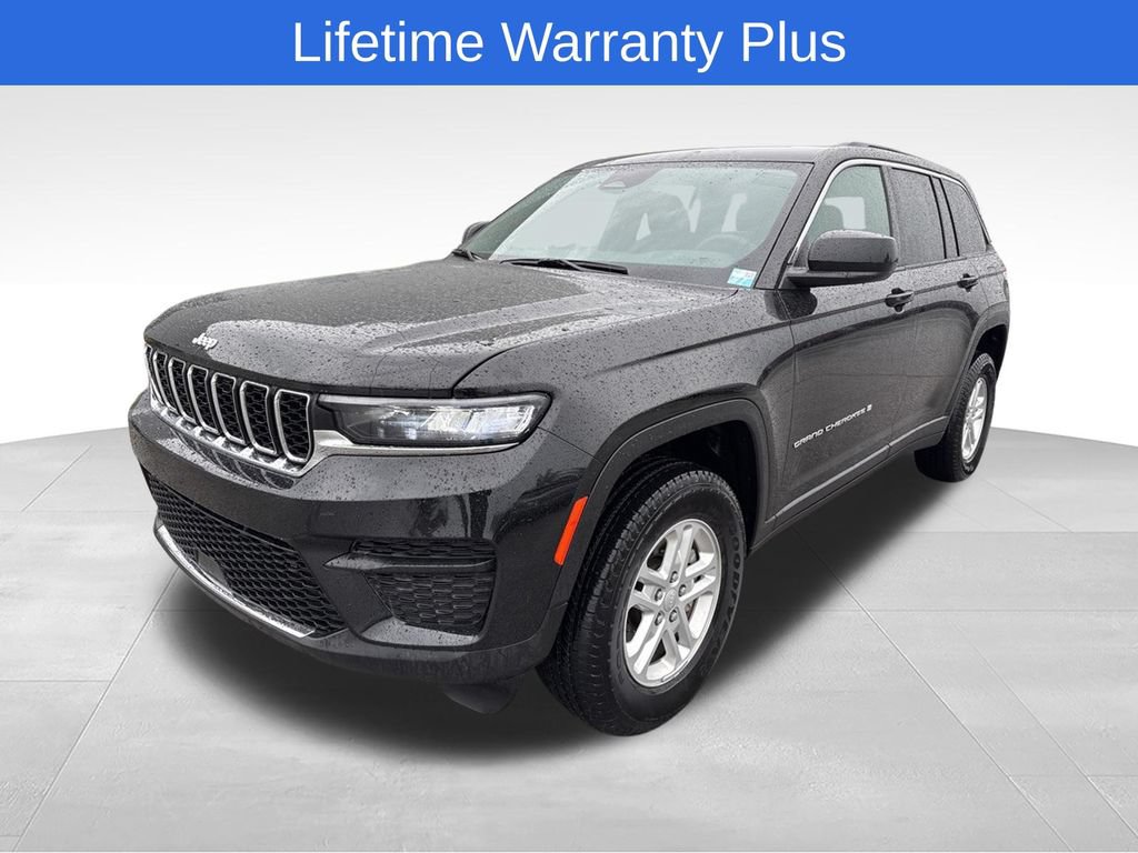 Used 2025 Jeep Grand Cherokee Laredo