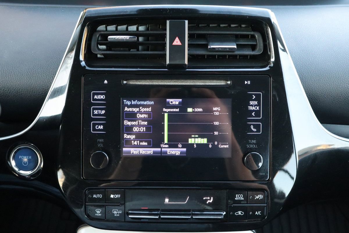 Used 2017 Toyota Prius Two image 33