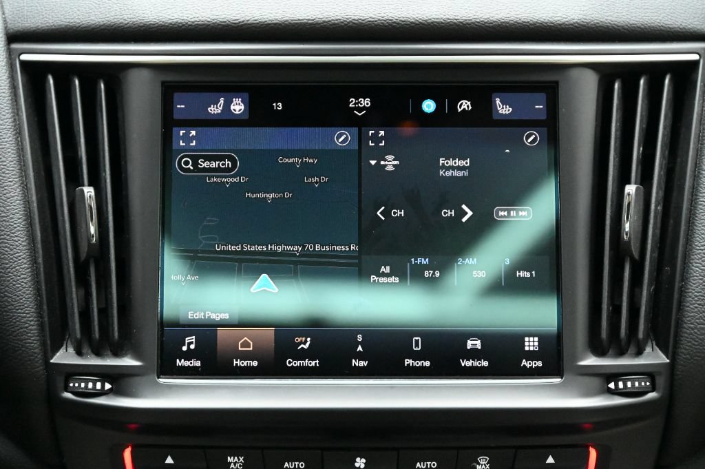 Used 2021 Maserati Levante AWD/4WD image 34