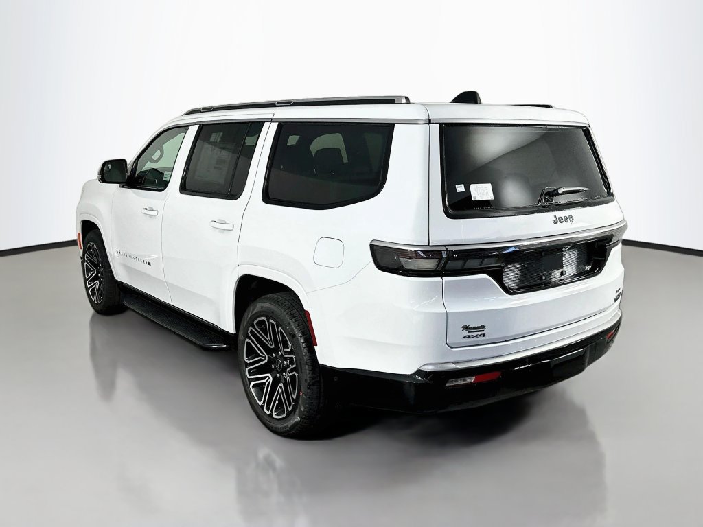 New 2027 Jeep Grand Wagoneer Overland w/ HD Trailer Tow Package AWD/4WD image 5