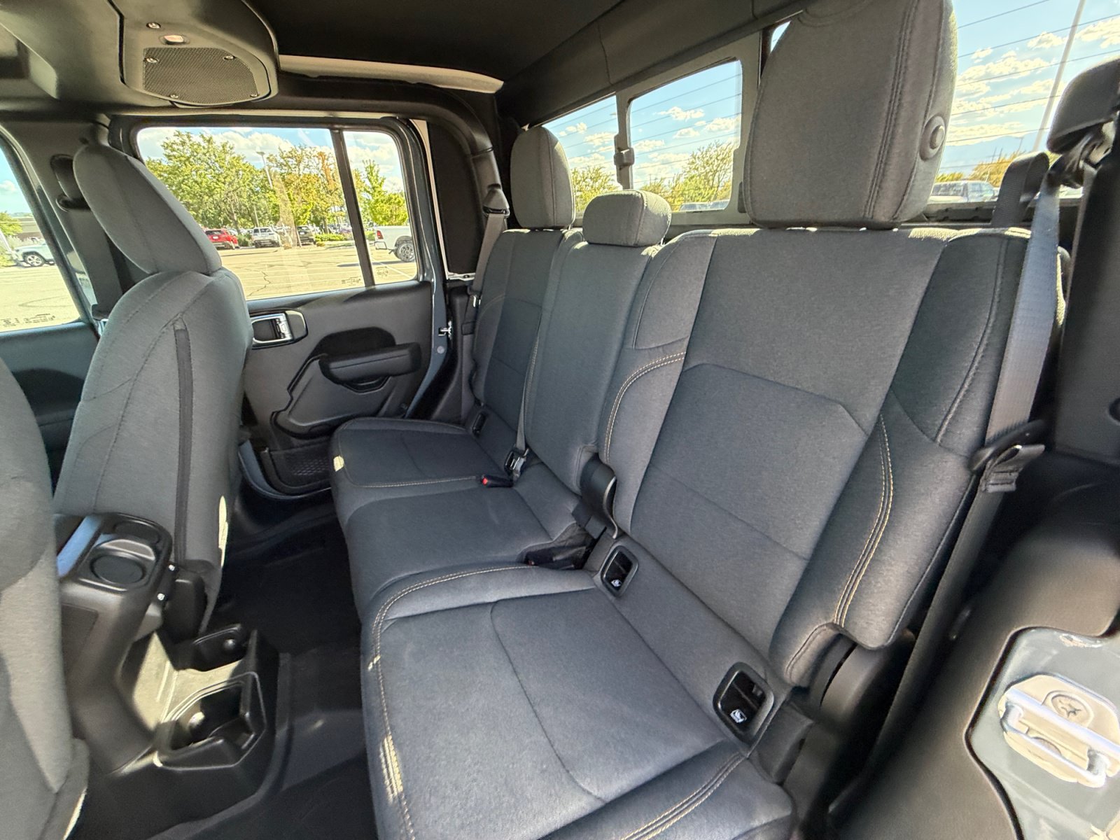 New 2026 Jeep Gladiator Sport AWD/4WD image 14