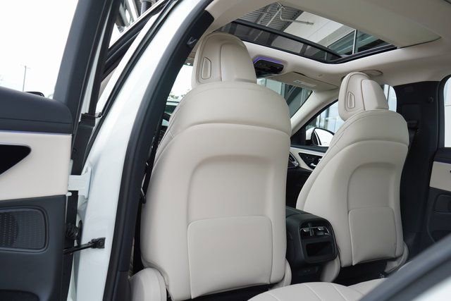 New 2026 Mercedes-Benz E 350 4MATIC Sedan image 29
