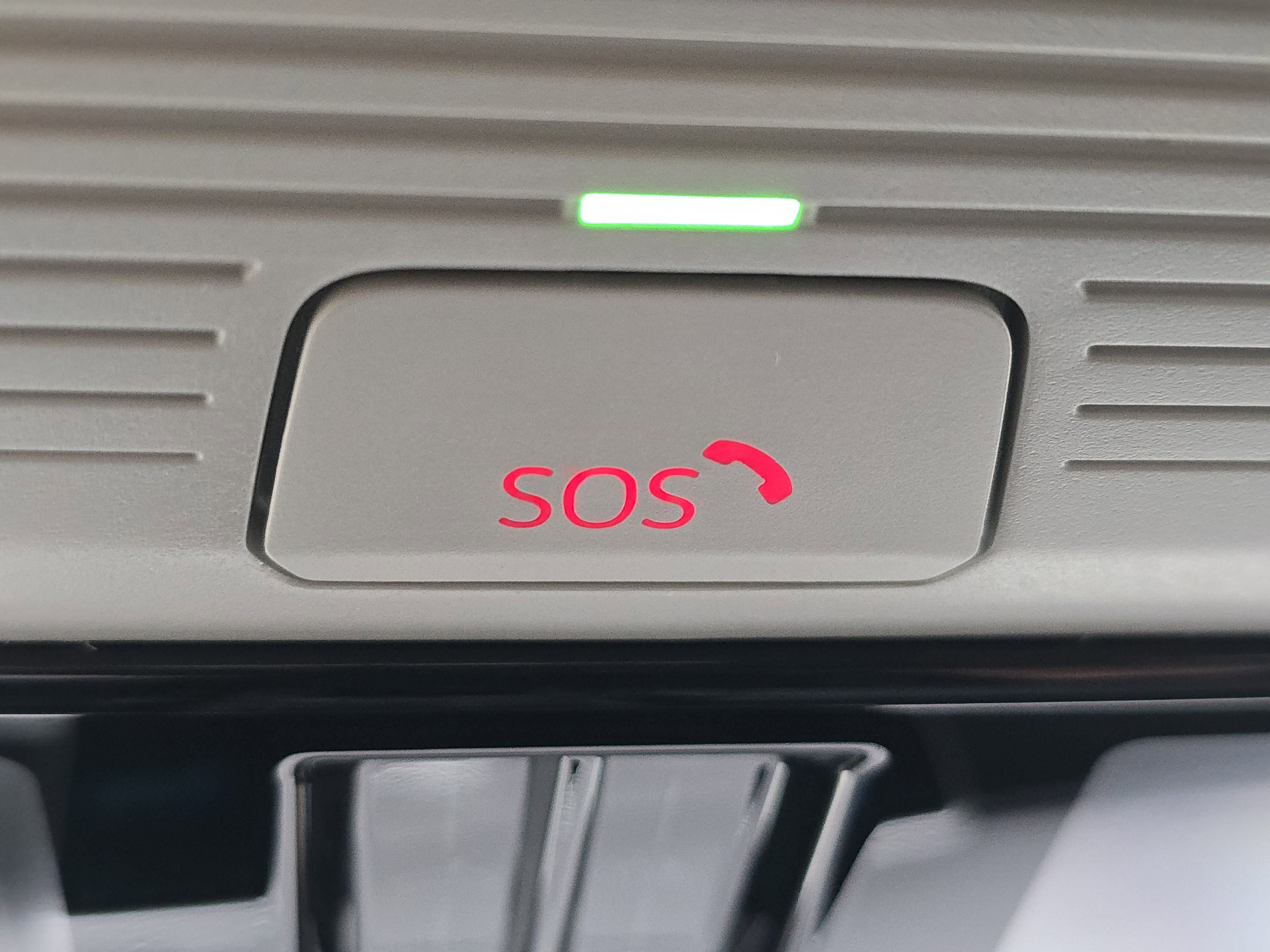 New 2025 Volkswagen Tiguan SE image 26