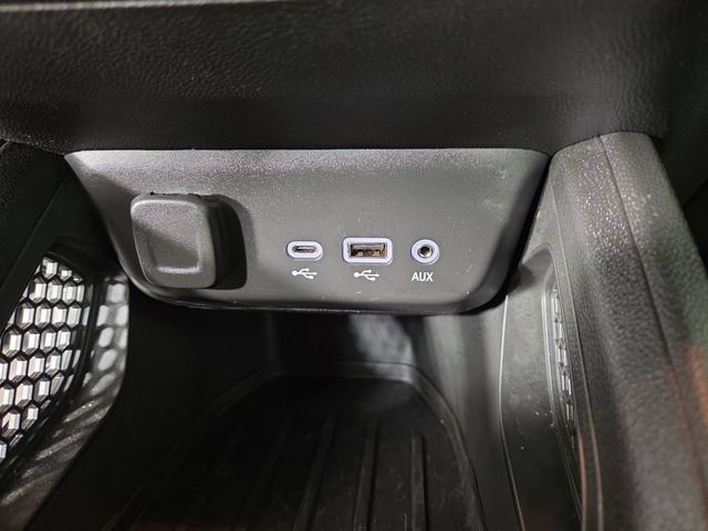 Used 2021 Chevrolet TrailBlazer LT w/ Convenience Package FWD image 25
