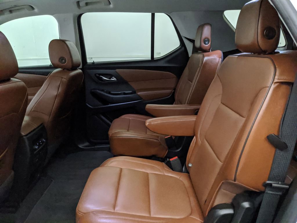 Used 2018 Chevrolet Traverse High Country image 24