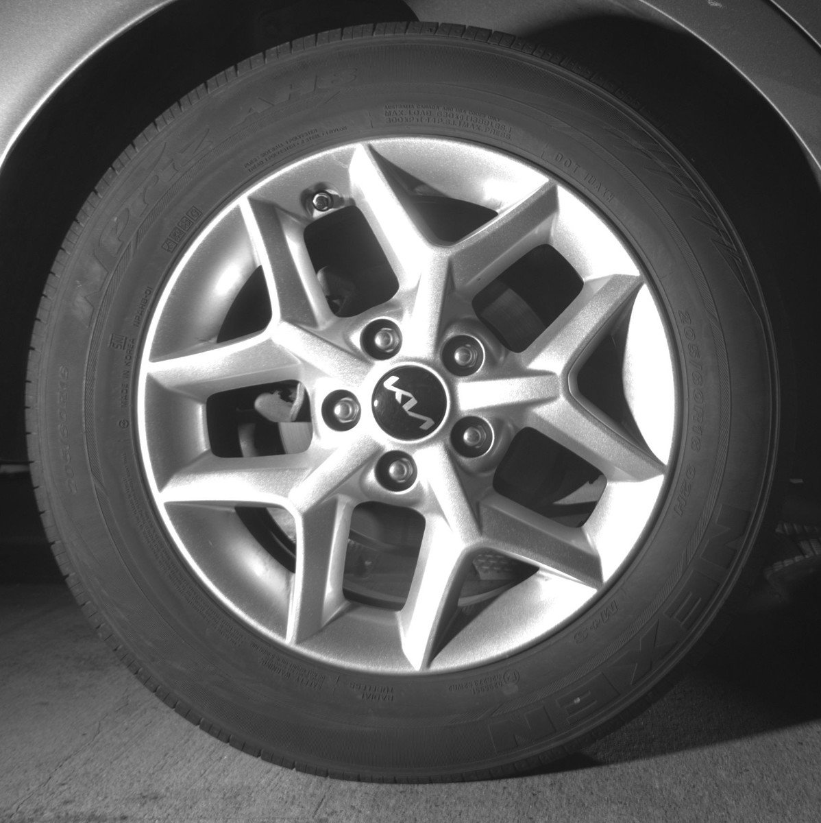 Used 2025 Kia Soul LX w/ LX Technology Package FWD image 22