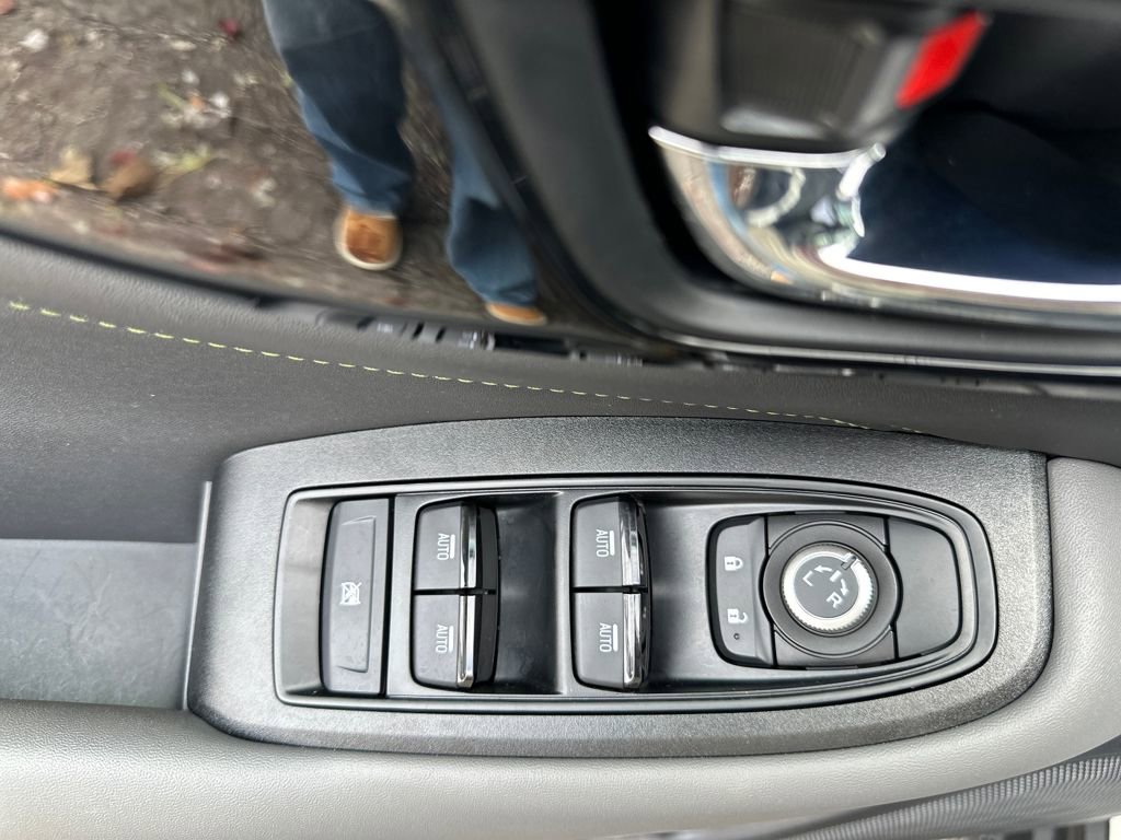 Used 2025 Subaru Outback Onyx Edition XT image 19