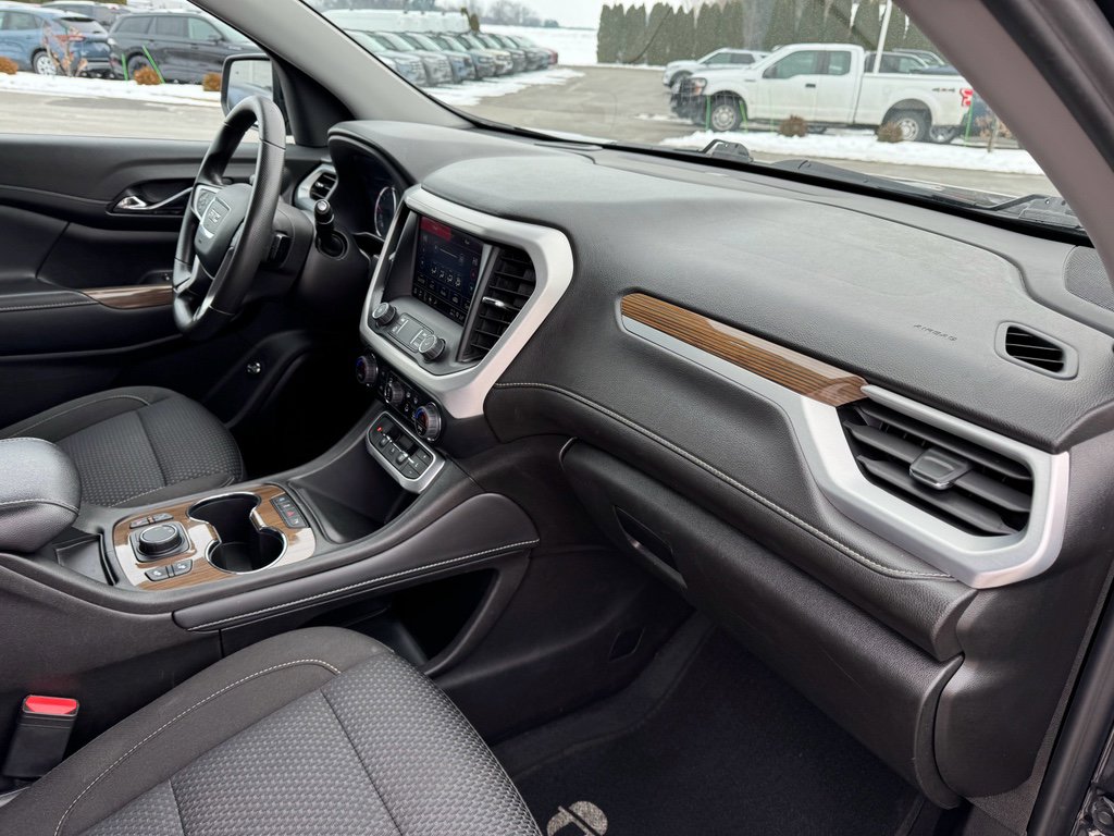 Used 2023 GMC Acadia SLE w/ Driver Convenience Package FWD image 20
