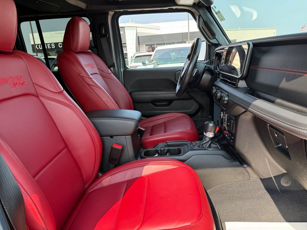 Used 2024 Jeep Wrangler Unlimited Rubicon 392 AWD/4WD image 43