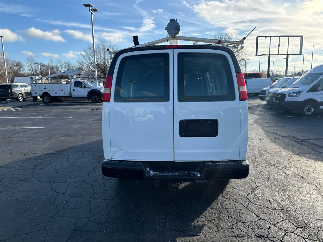 Used 2012 Chevrolet Express 2500 image 7