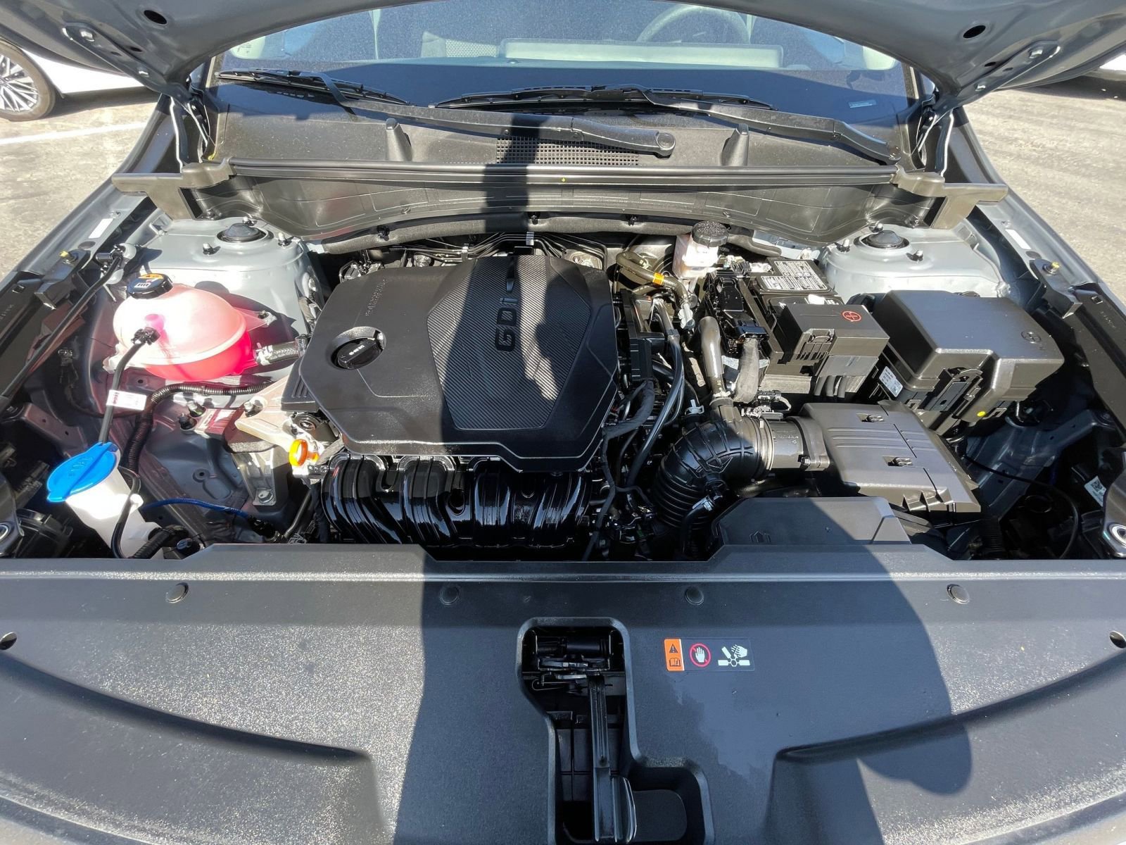 Used 2025 Kia Sportage LX FWD image 32