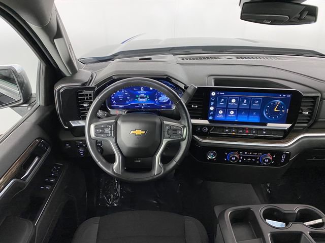 Used 2022 Chevrolet Silverado 1500 LT AWD/4WD image 14