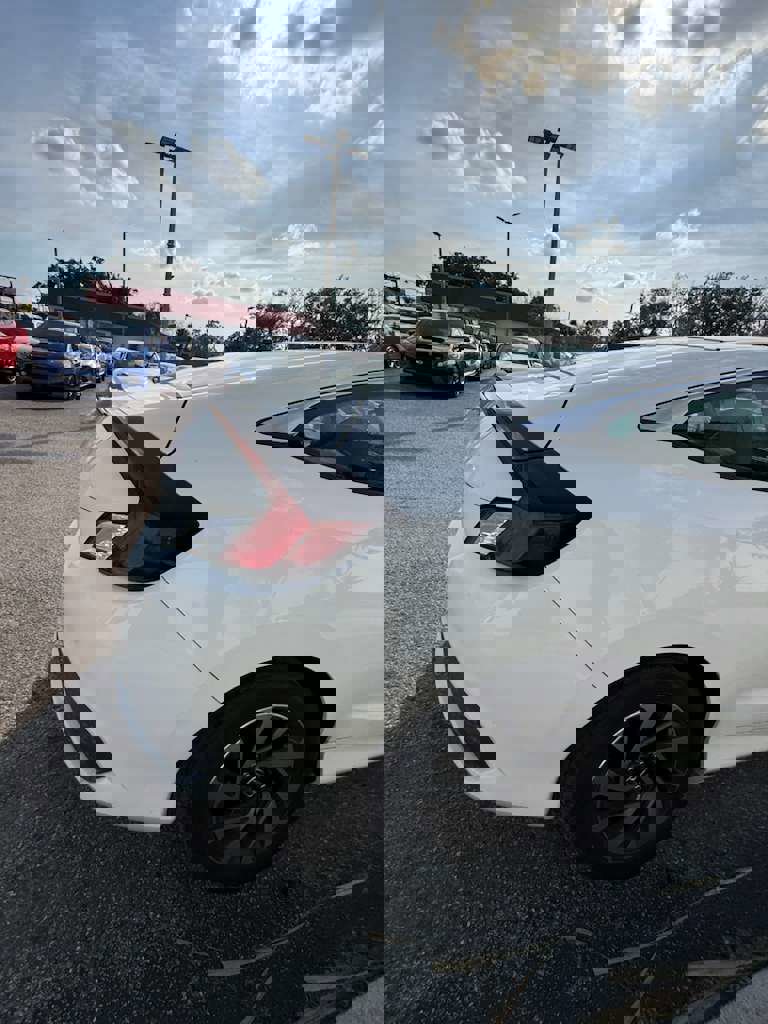 Used 2018 Honda Civic LX image 11