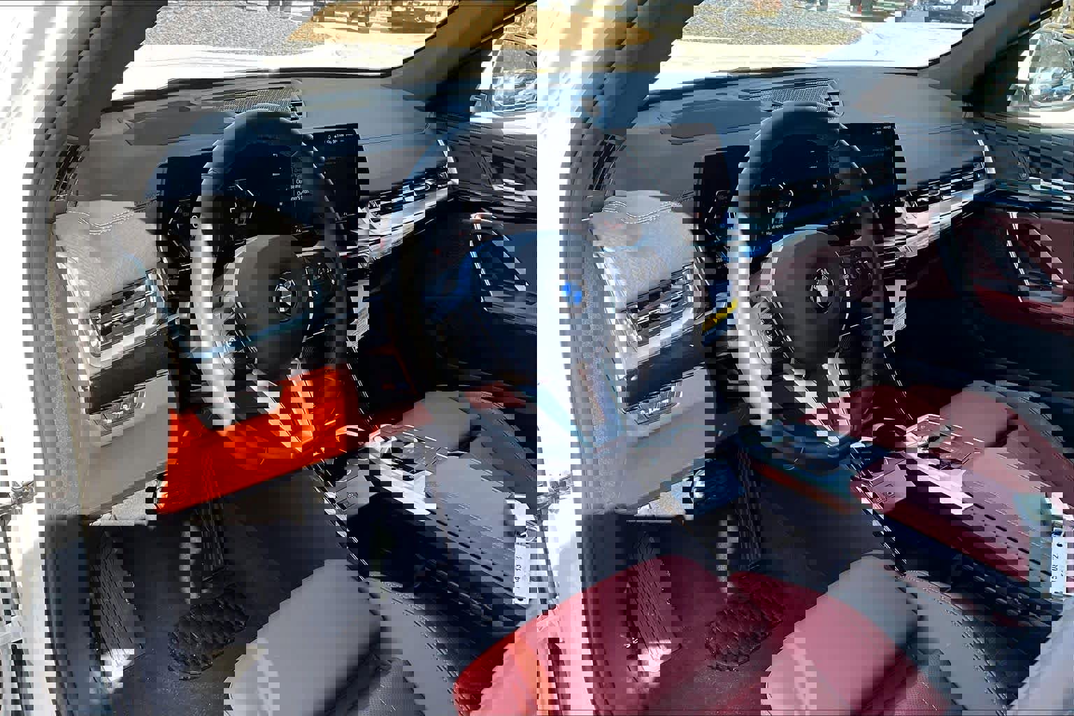 Used 2026 BMW X2 xDrive28i w/ Technology Package image 17