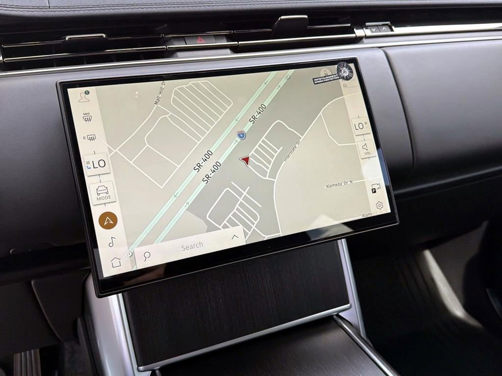 New 2026 Land Rover Range Rover Long Wheelbase SE image 21