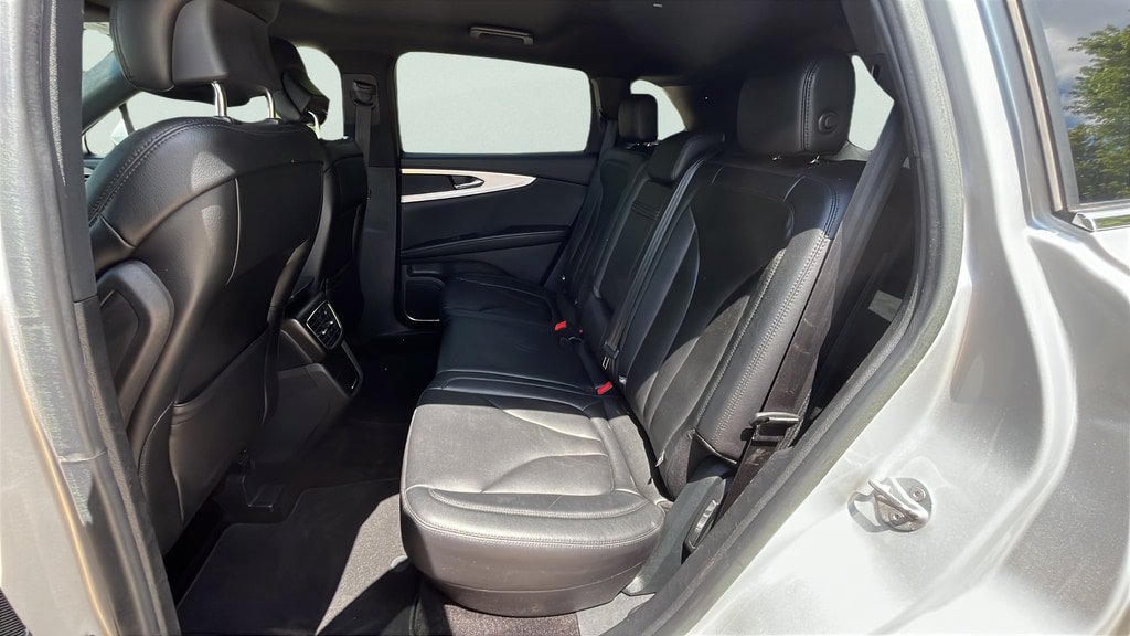 Used 2016 Lincoln MKX Premiere FWD image 16