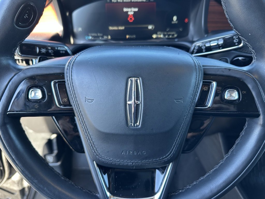 Used 2023 Lincoln Aviator Reserve image 23
