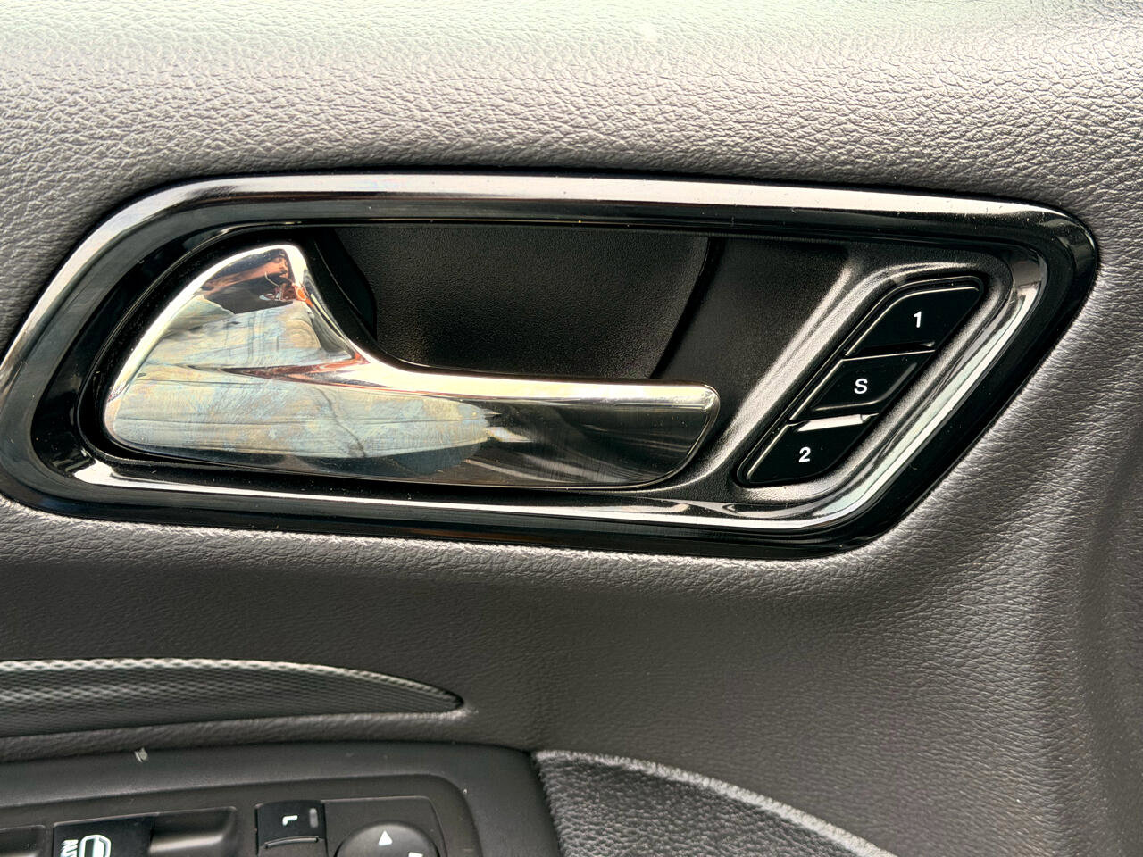 Used 2025 Dodge Durango R/T image 10