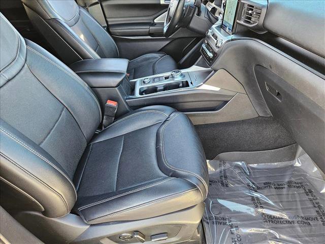 Used 2020 Ford Explorer ST w/ ST Street Pack image 19