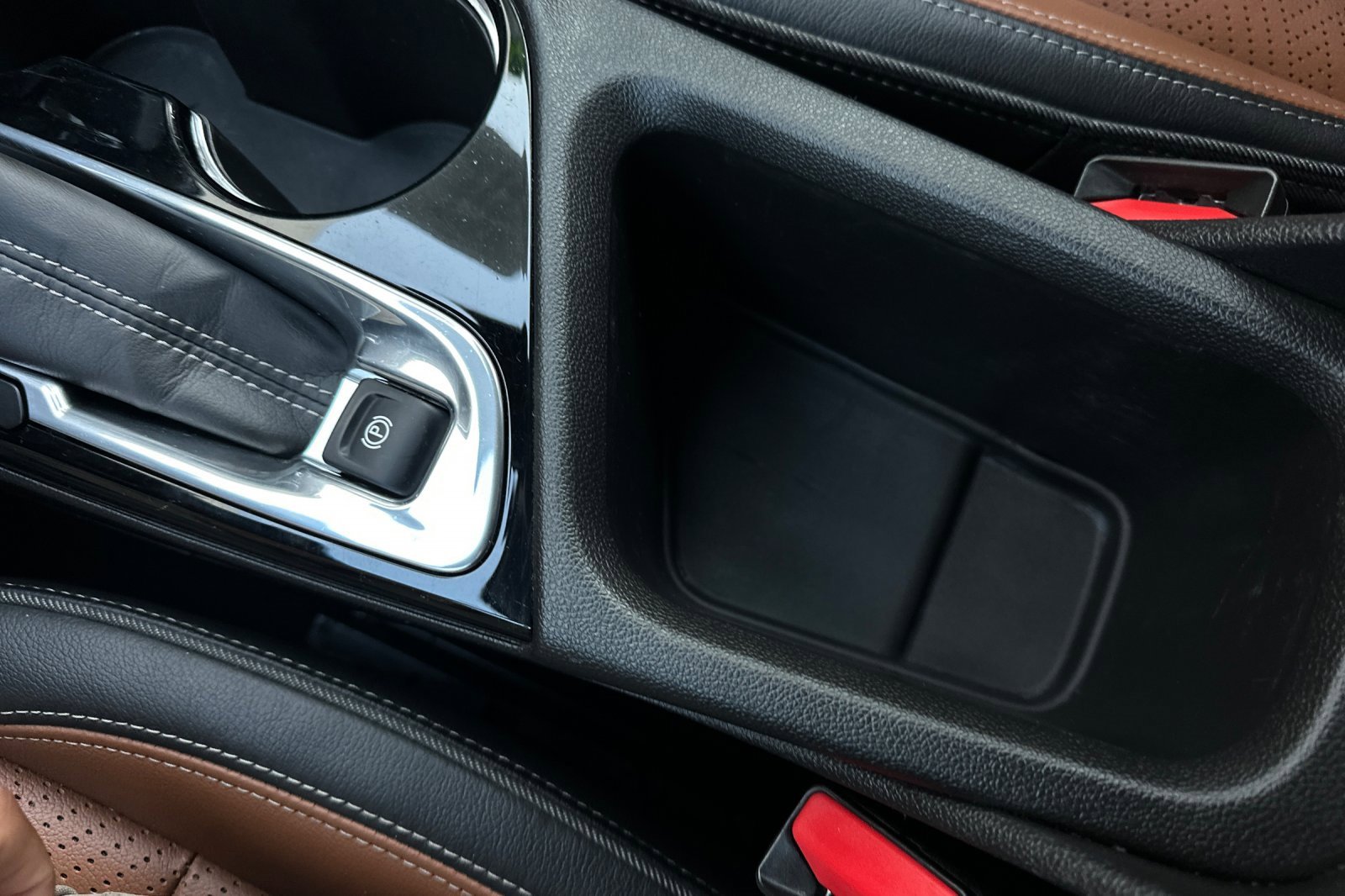 Used 2020 Buick Encore GX Essence image 30