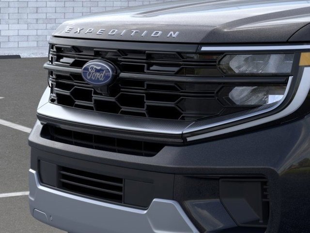 New 2025 Ford Expedition Max Platinum w/ Driver's Package image 17
