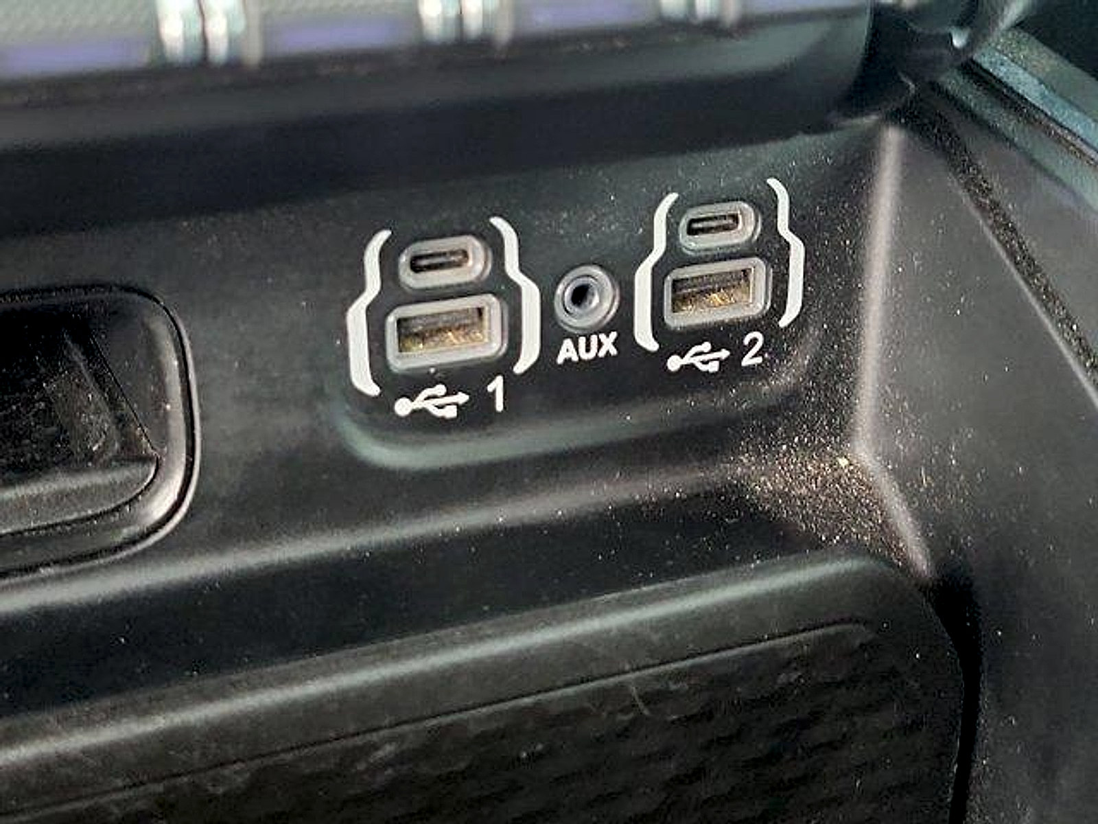 Used 2024 RAM 1500 Big Horn RWD image 35