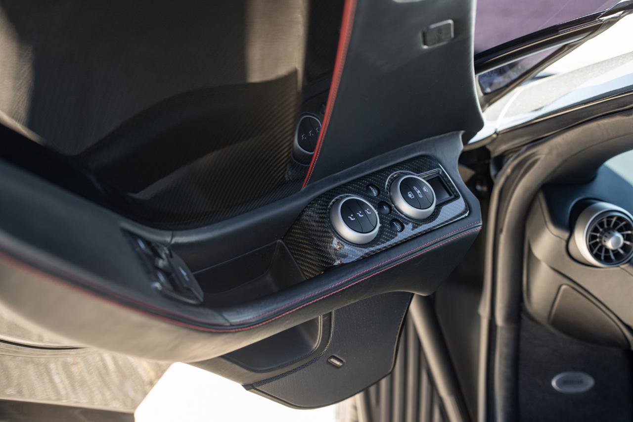 Used 2016 McLaren 650S Spider image 41