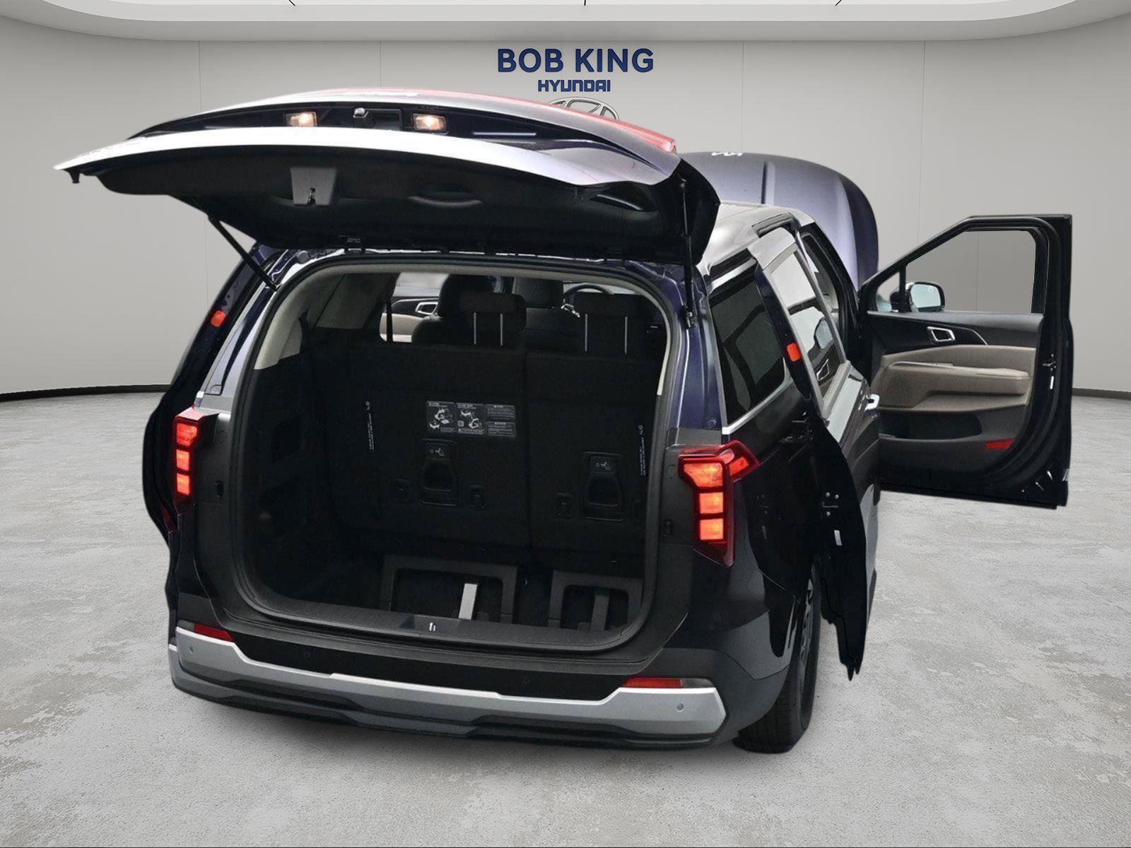 New 2026 Kia Carnival LX FWD image 28
