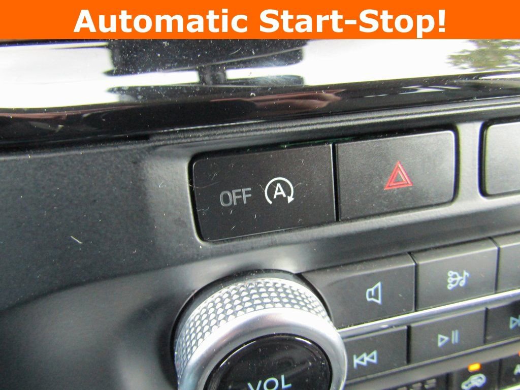 Used 2024 Ford Expedition Max XLT image 16