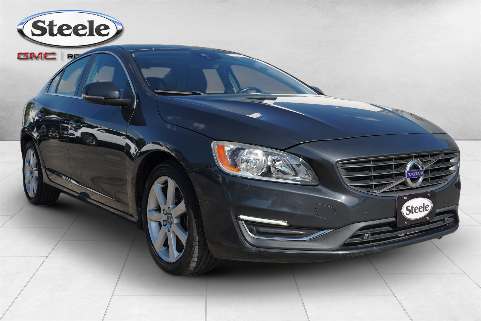 Used 2016 Volvo S60 T5 Premier w/ Convenience Package FWD image 3