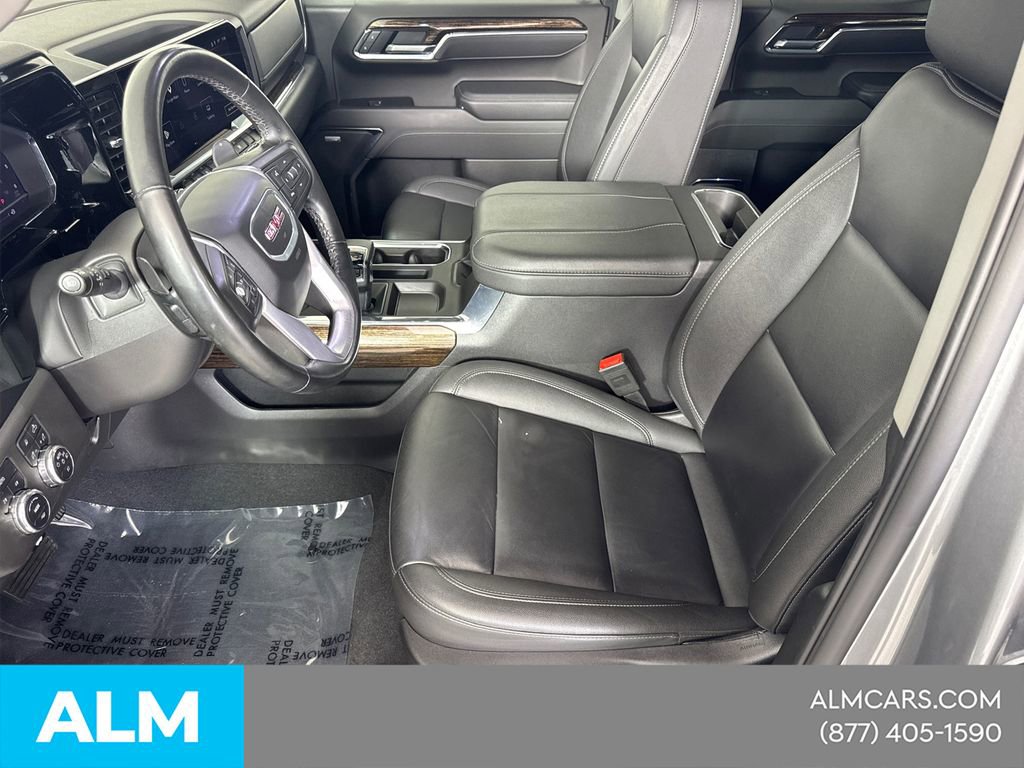 Used 2025 GMC Sierra 1500 Elevation w/ Elevation Premium Package AWD/4WD image 12