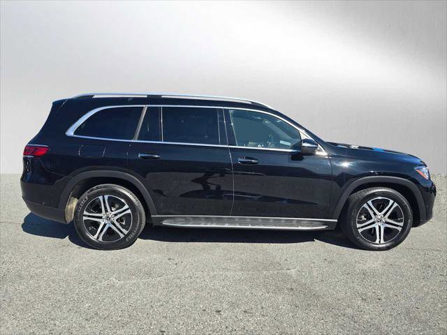 Used 2022 Mercedes-Benz GLS 450 4MATIC image 2