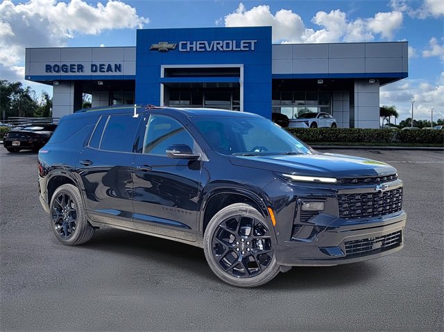 New 2026 Chevrolet Traverse RS w/ LPO, Floor Liner Package
