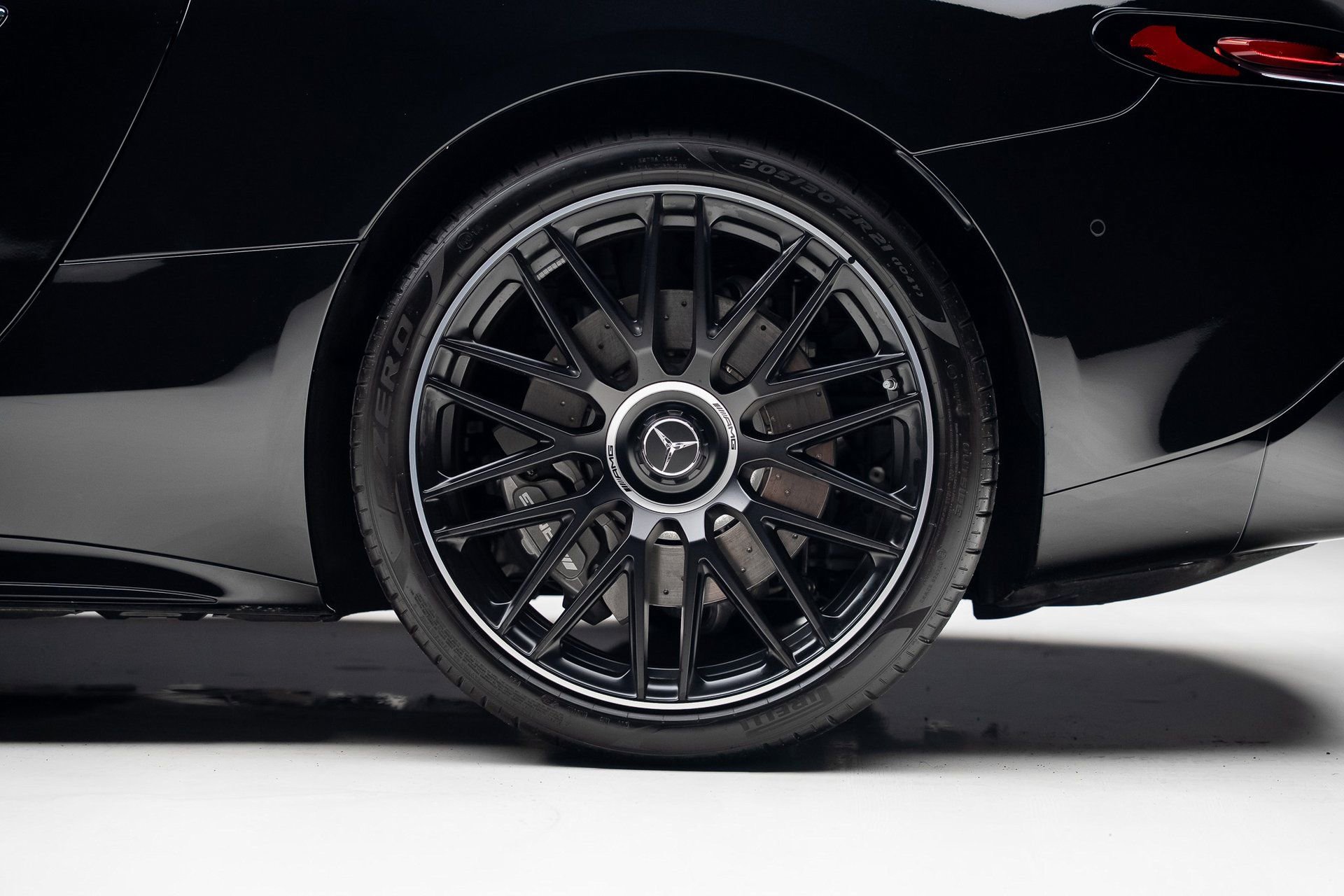 Used 2025 Mercedes-Benz AMG GT 43 image 22