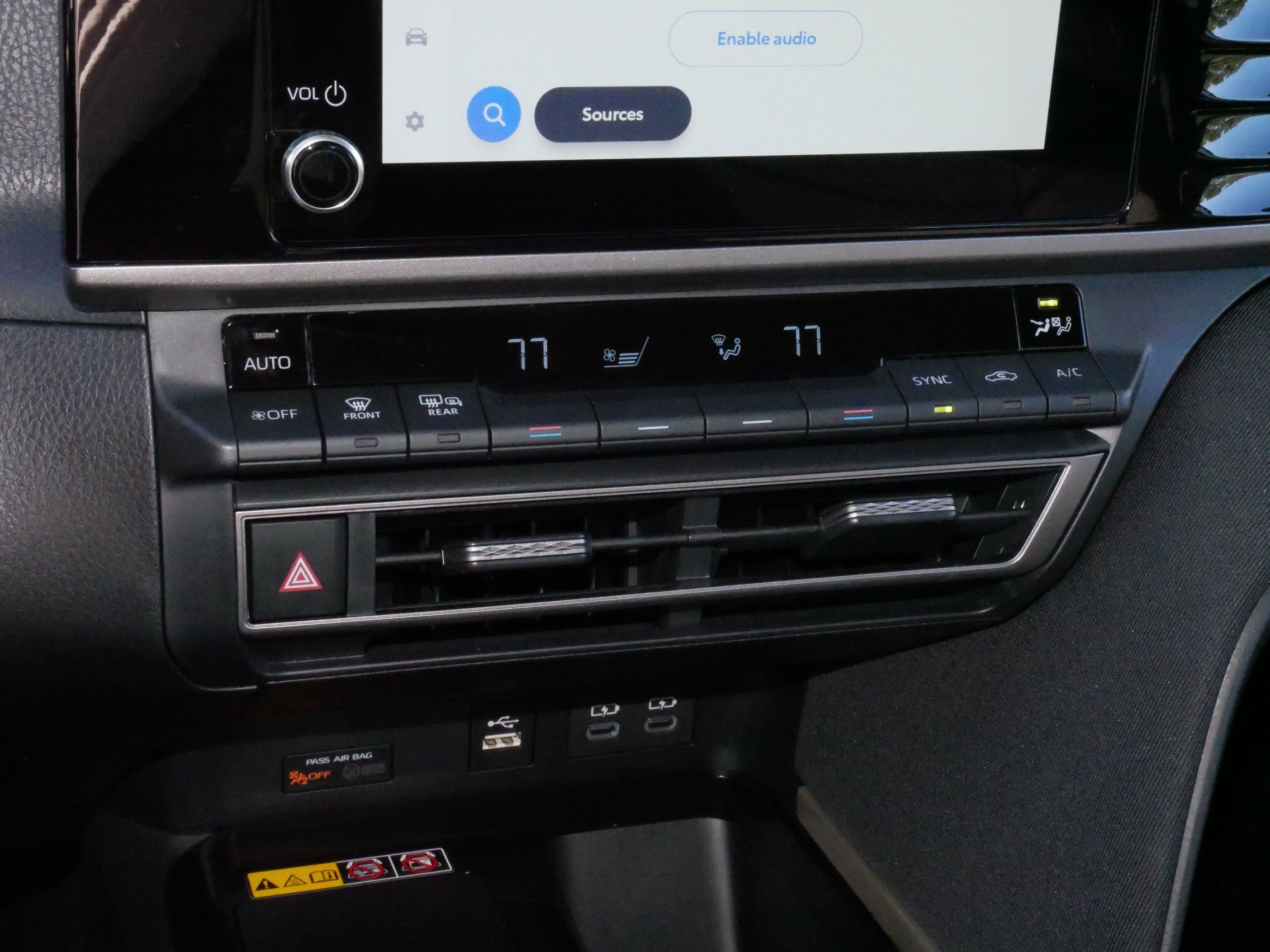 Used 2026 Toyota Camry LE FWD image 23