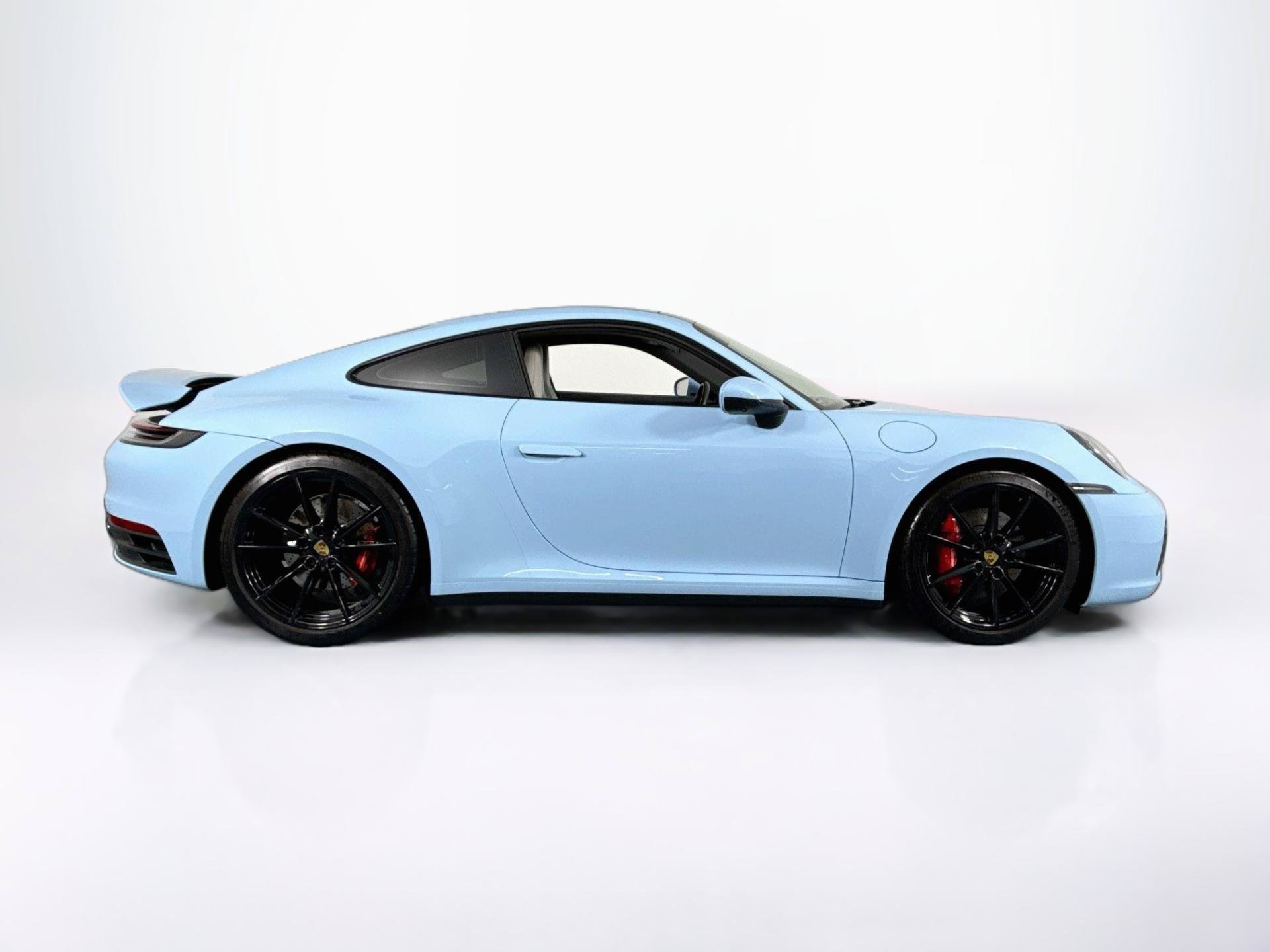 Used 2024 Porsche 911 Carrera S RWD image 4