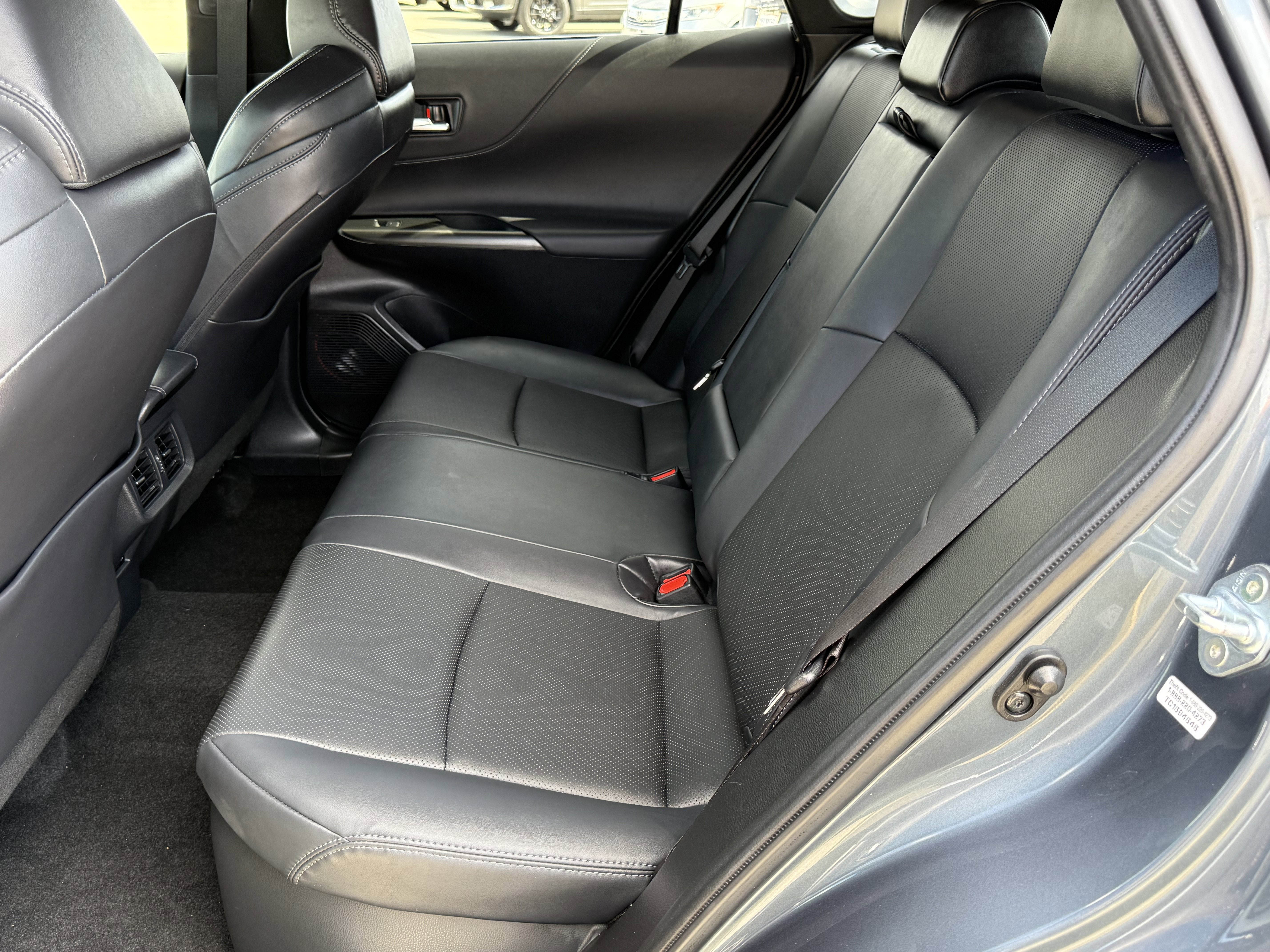Used 2022 Toyota Venza Limited AWD/4WD image 30