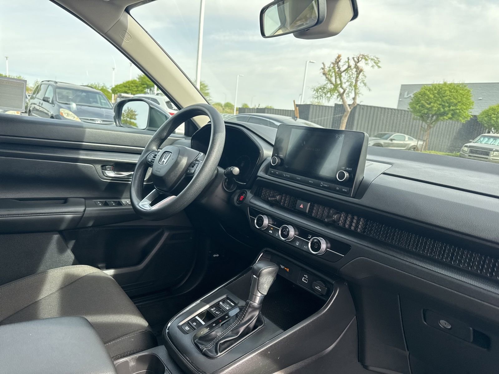 Used 2024 Honda CR-V LX image 23