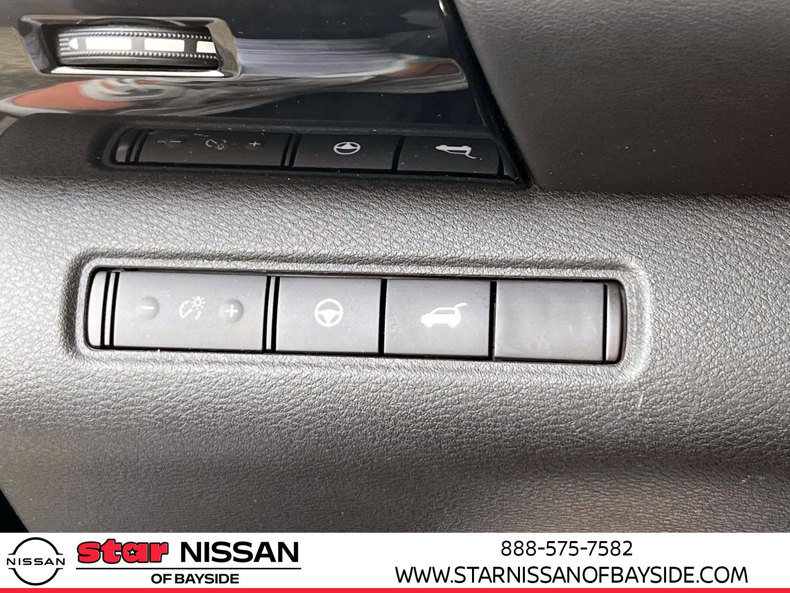 Certified 2022 Nissan Pathfinder SV w/ SV Premium Package image 20