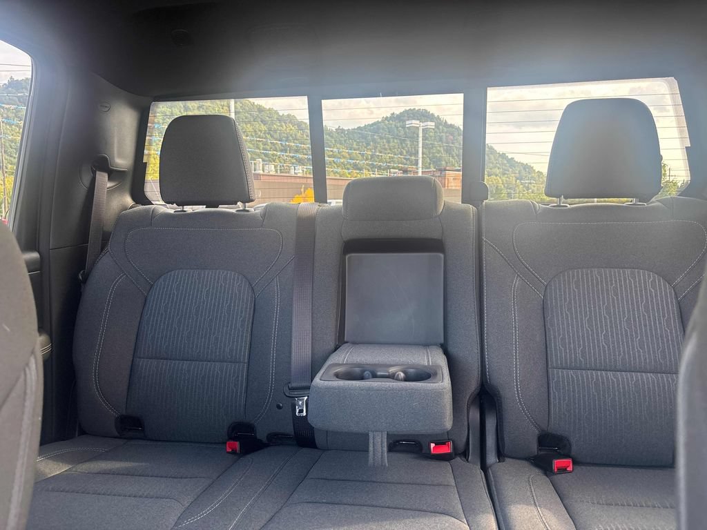 Used 2023 RAM 1500 Big Horn AWD/4WD image 19