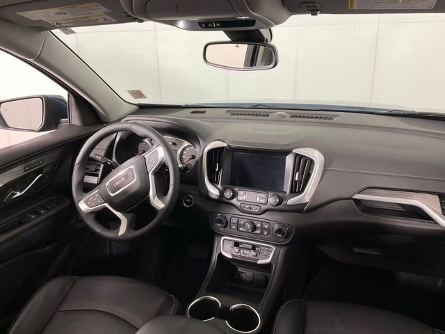 Used 2024 GMC Terrain SLT image 30
