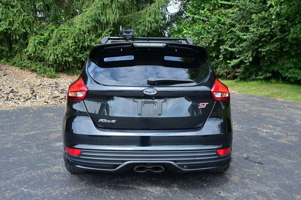 Used 2015 Ford Focus ST FWD image 8