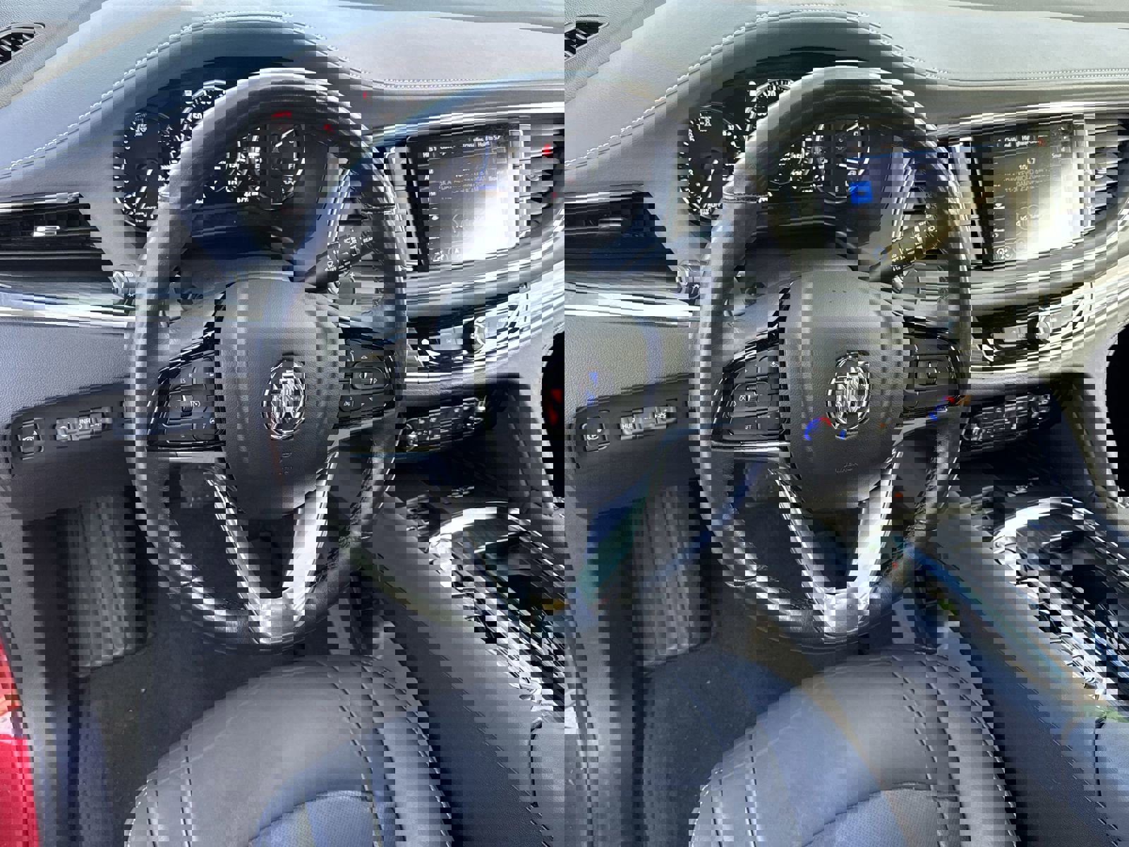 Certified 2024 Buick Enclave Premium image 18