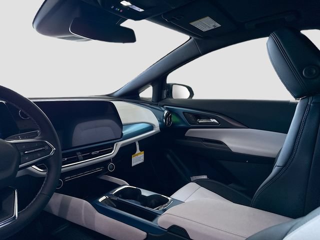 New 2026 Chevrolet Equinox EV LT AWD/4WD image 24